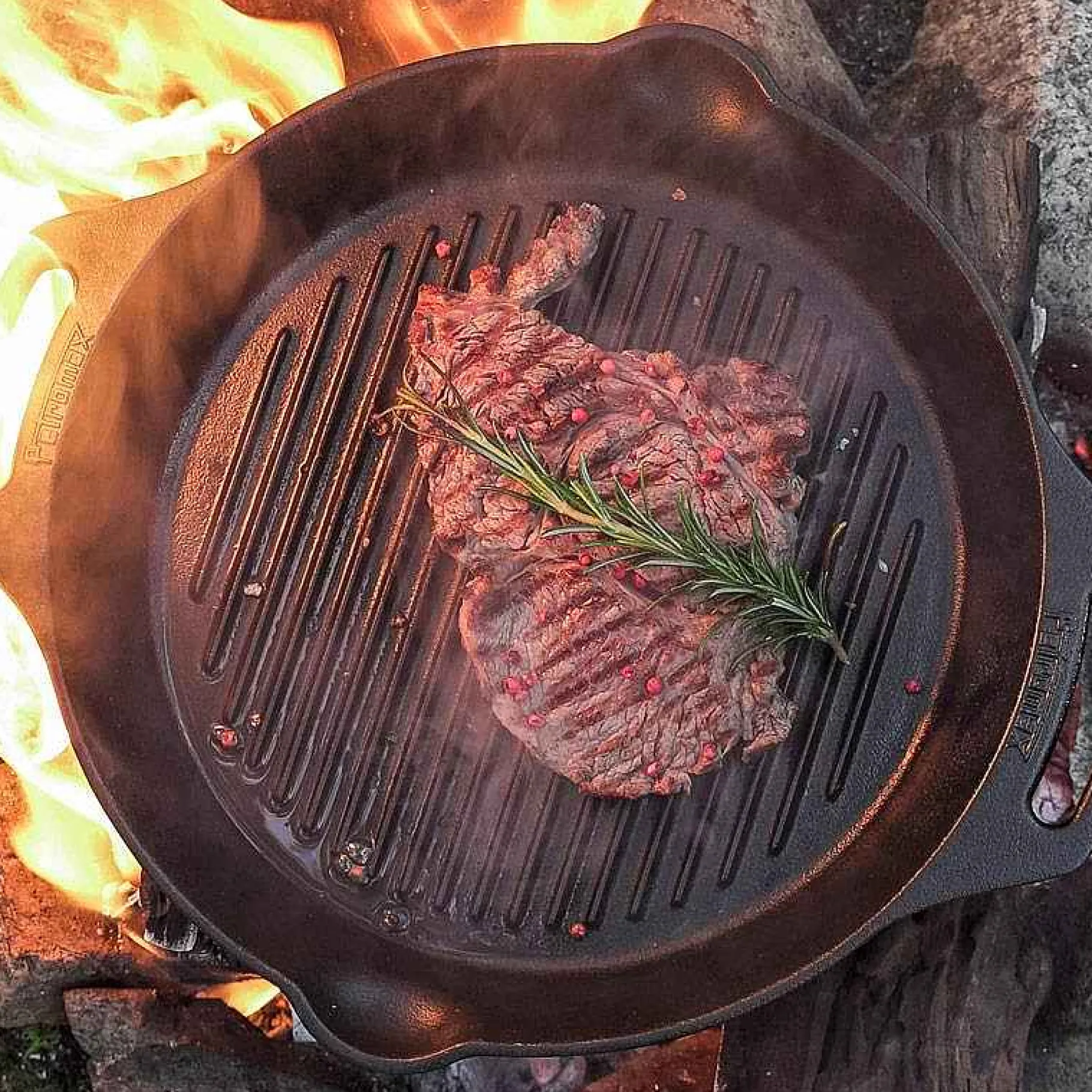 Petromax Gusseisenpfannen>Grillfeuerpfanne Mit Griff